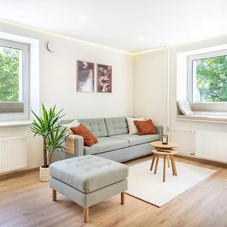 Apartment Designer In The Heart Of The - Free Parking!