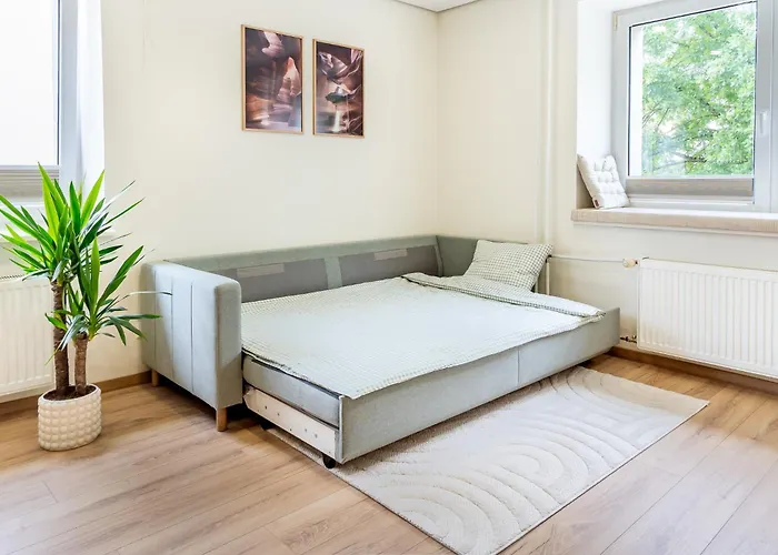 Designer In The Heart Of The - Free Parking! *